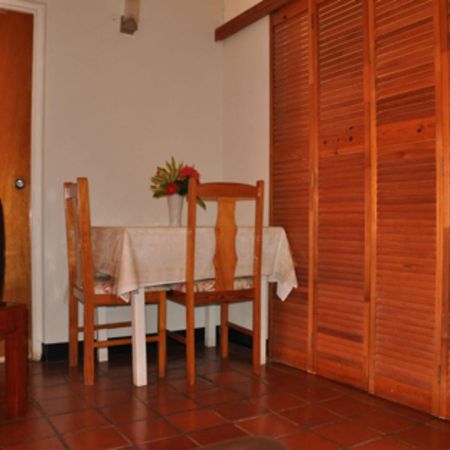 Carib Blue Apartments Oistins Dış mekan fotoğraf