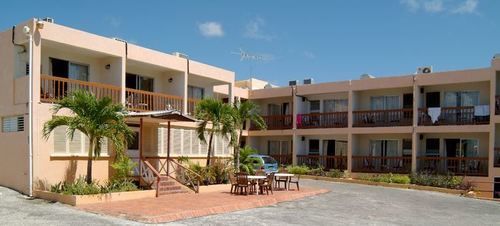 Carib Blue Apartments Oistins Dış mekan fotoğraf