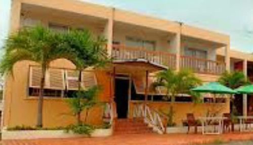 Carib Blue Apartments Oistins Dış mekan fotoğraf