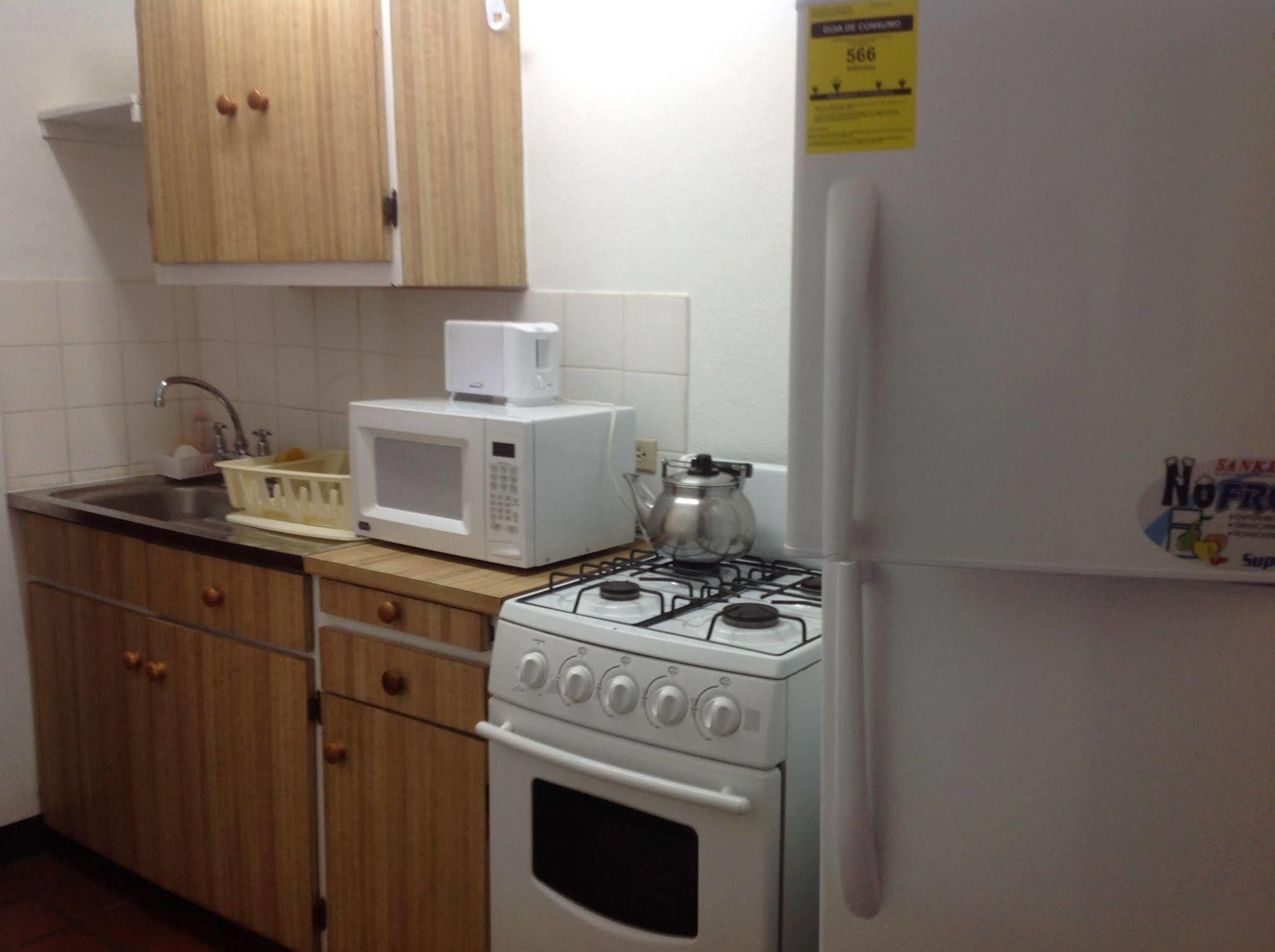 Carib Blue Apartments Oistins Dış mekan fotoğraf
